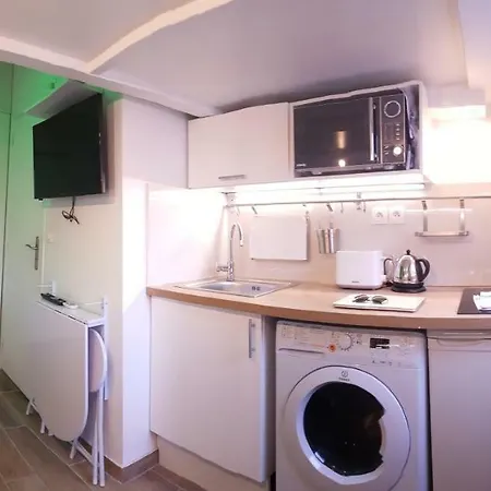 Cosy Near Champs-elysées - Arc De Triomphe Appartement *